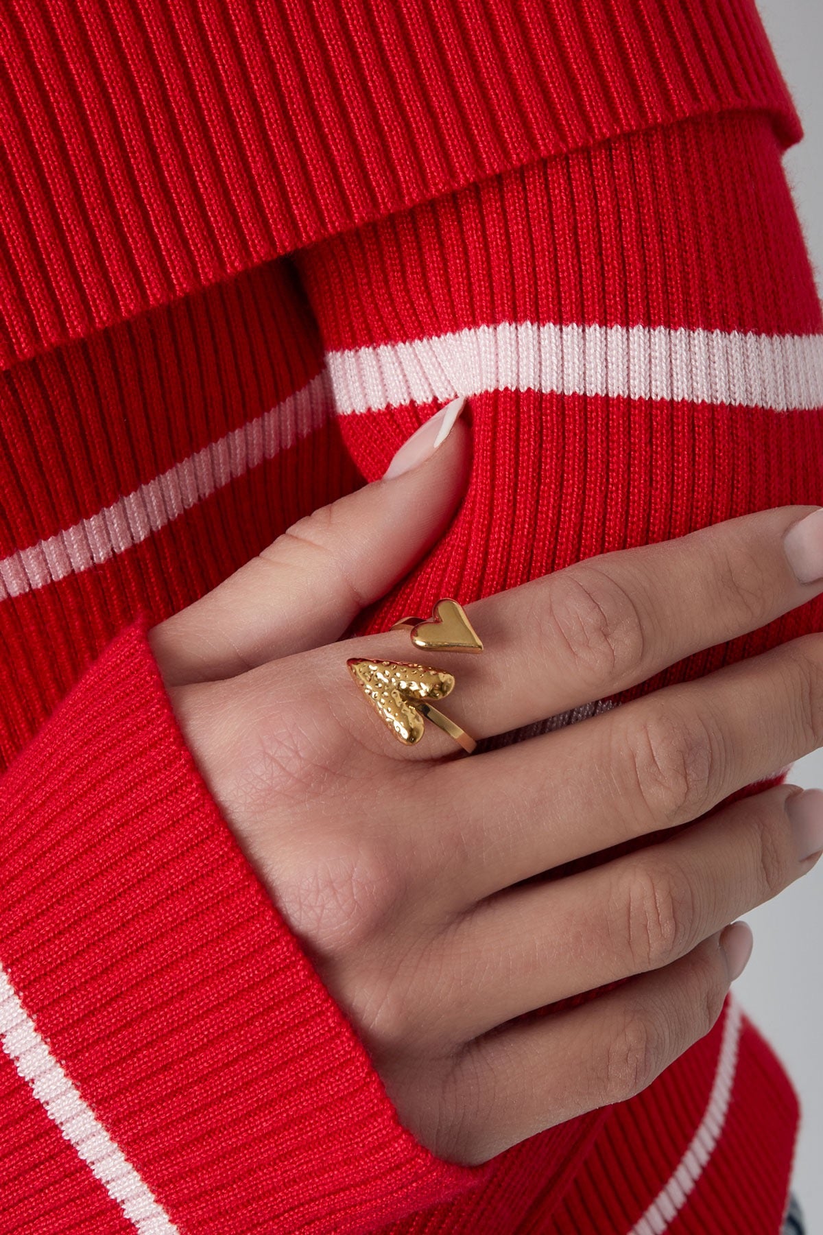 Statement opvallende ring met twee harten goud