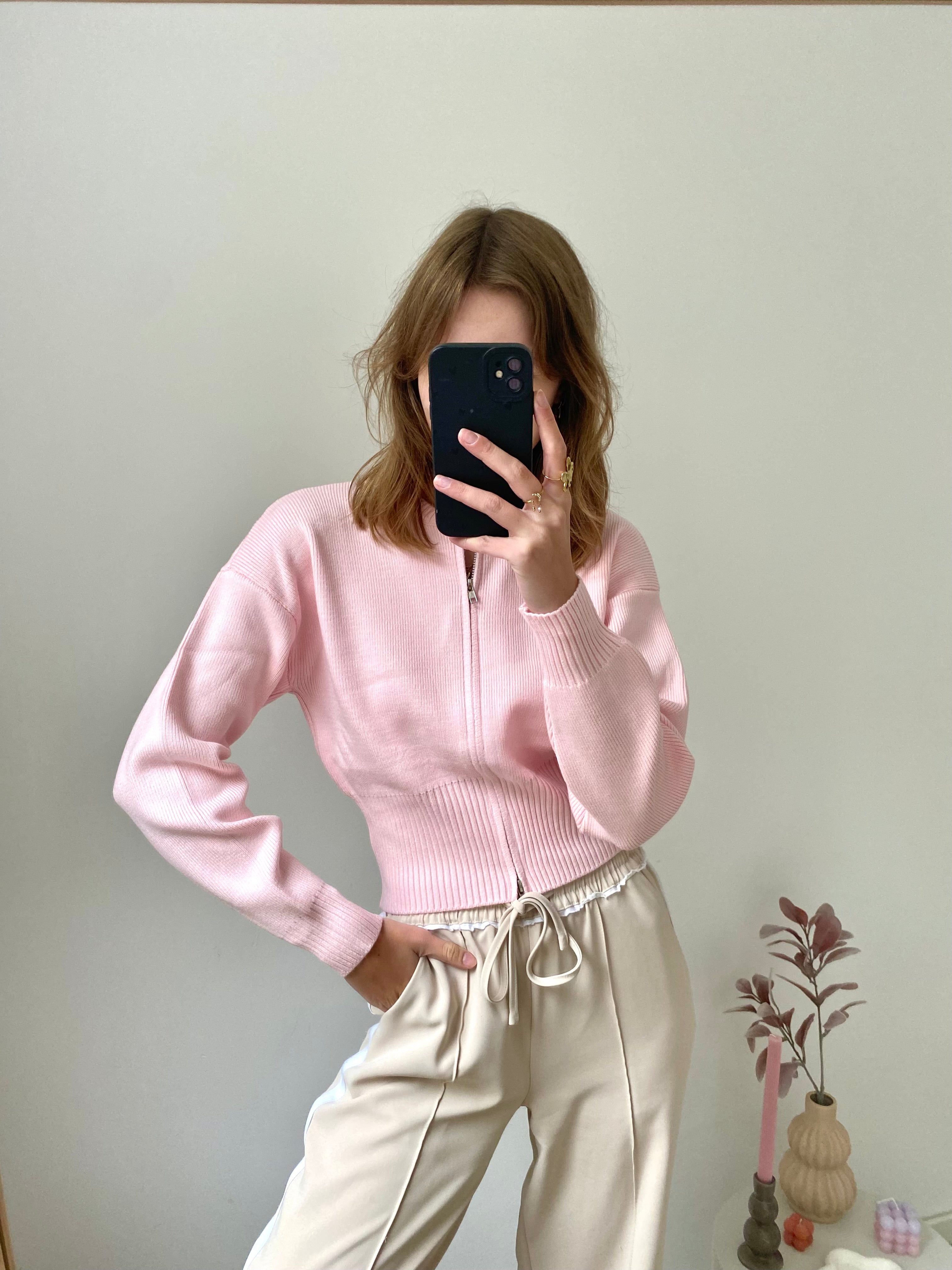 Cardigan vest met lange mouw en ritssluiting in roze kleur