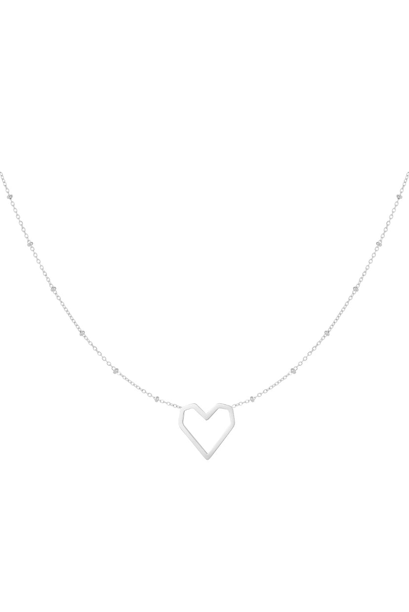 Ketting met hartjes hangers in het zilver