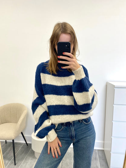 GET COMFY KNIT STRIPED