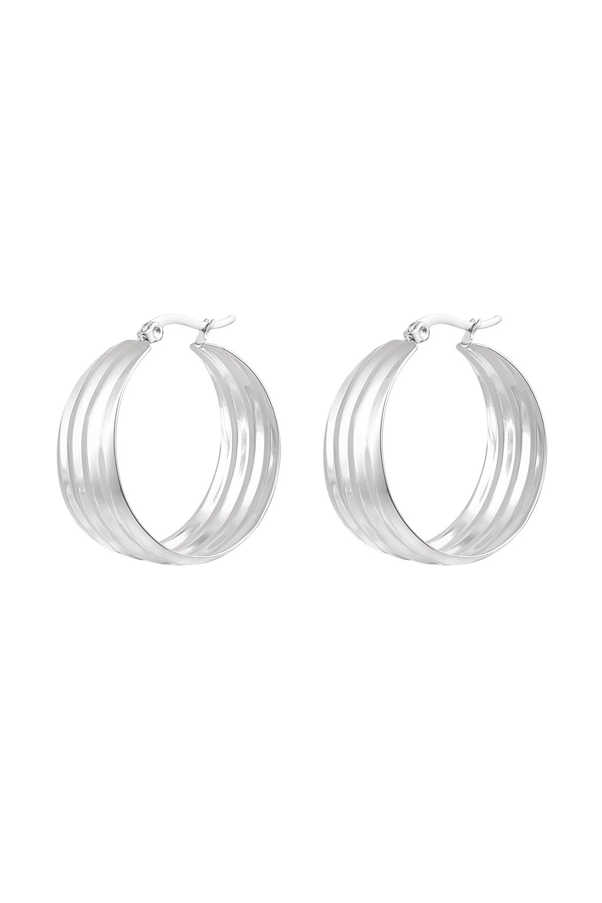 CUTE HOOPS OORBELLEN