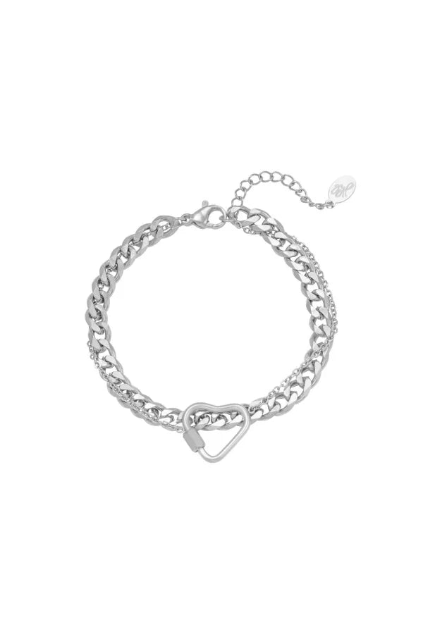 CHAINED HEART ARMBAND