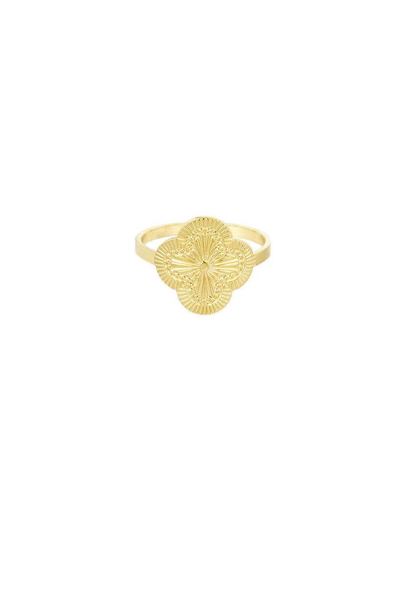 CLOVER RING