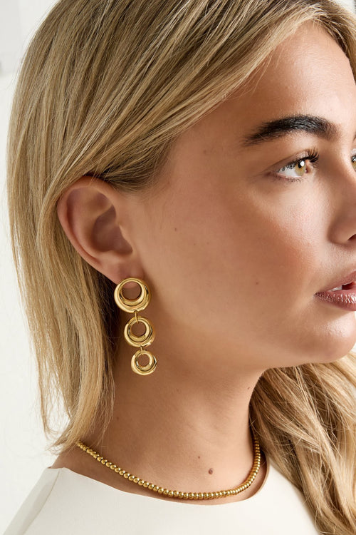 Gouden oorbellen met drie ovalen