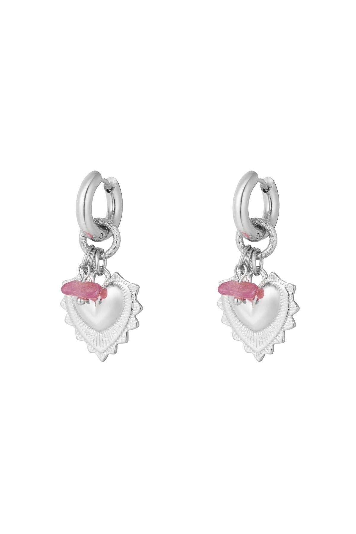 Hartjes oorbellen met roze steen in zilver