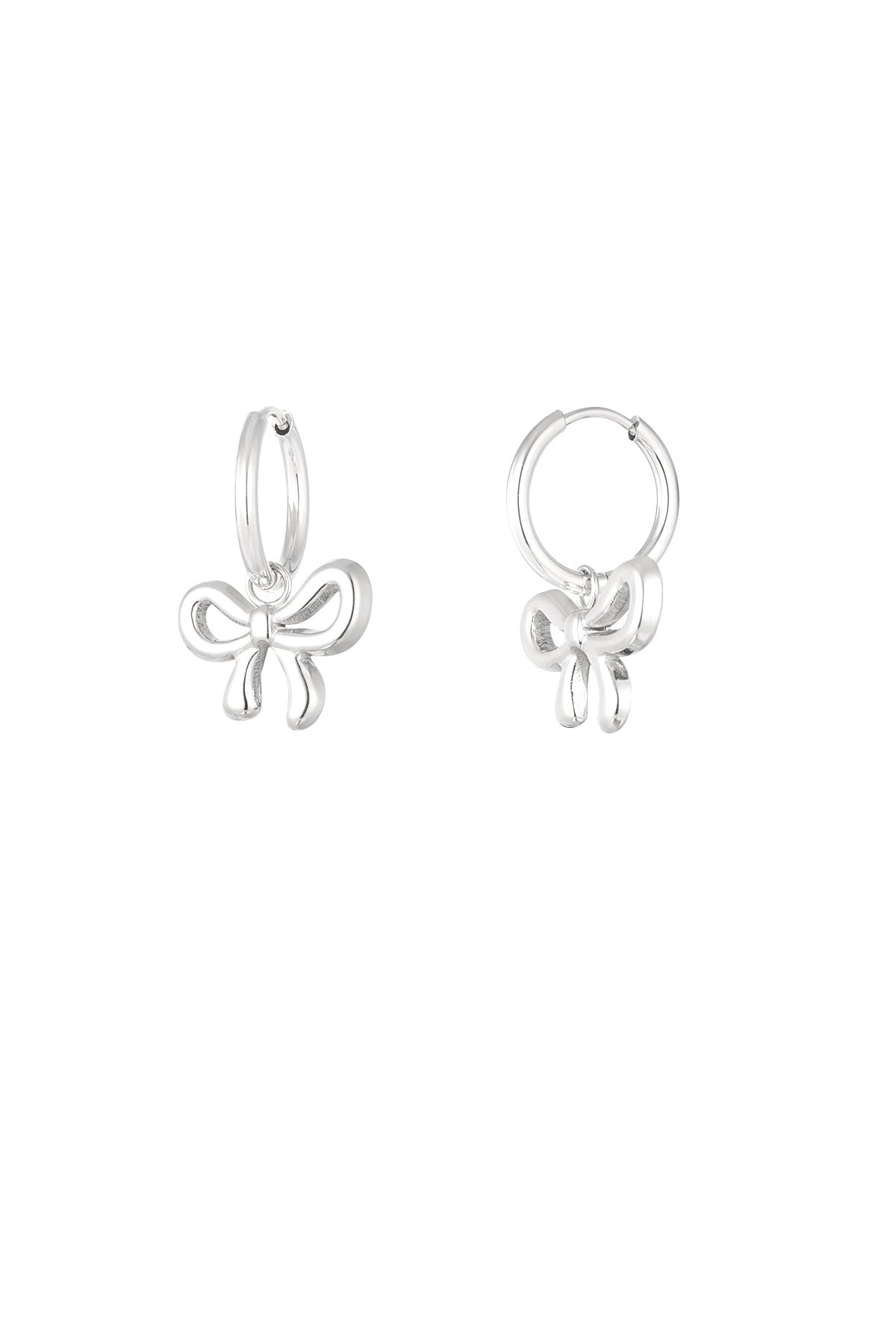 Oorbellen hangers van strikjes zilverkleurig waterproof