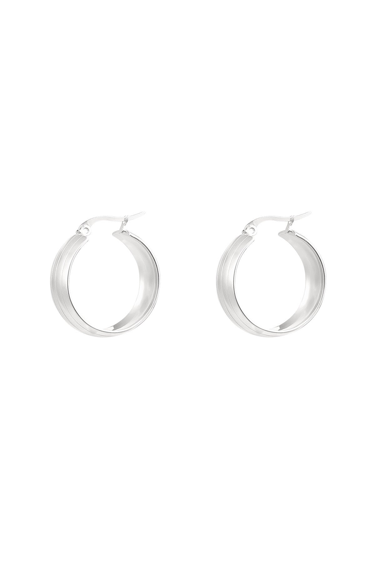 Statement oorringen met structuur zilver