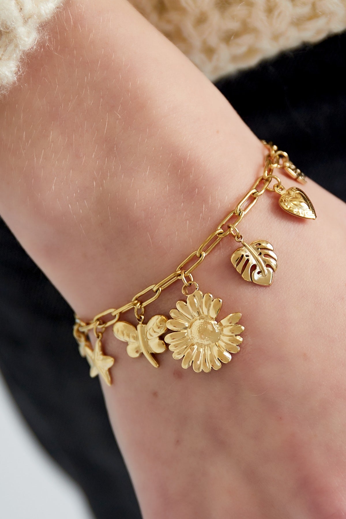 BOTANICAL BLISS ARMBAND