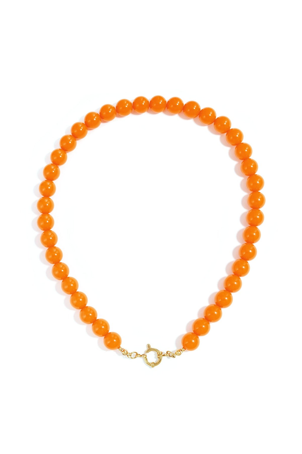 Kralenketting met middelgrote kralen in oranje kleur