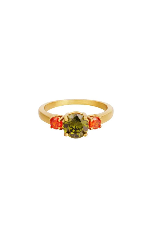 Ring met steentjes in het rood en groen in het goud