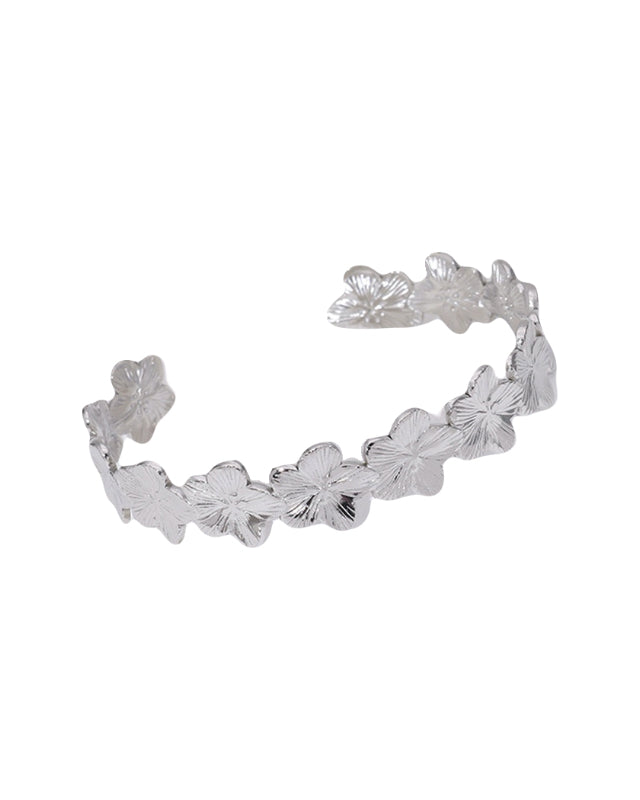 Bangle armband in het zilver met bloemen