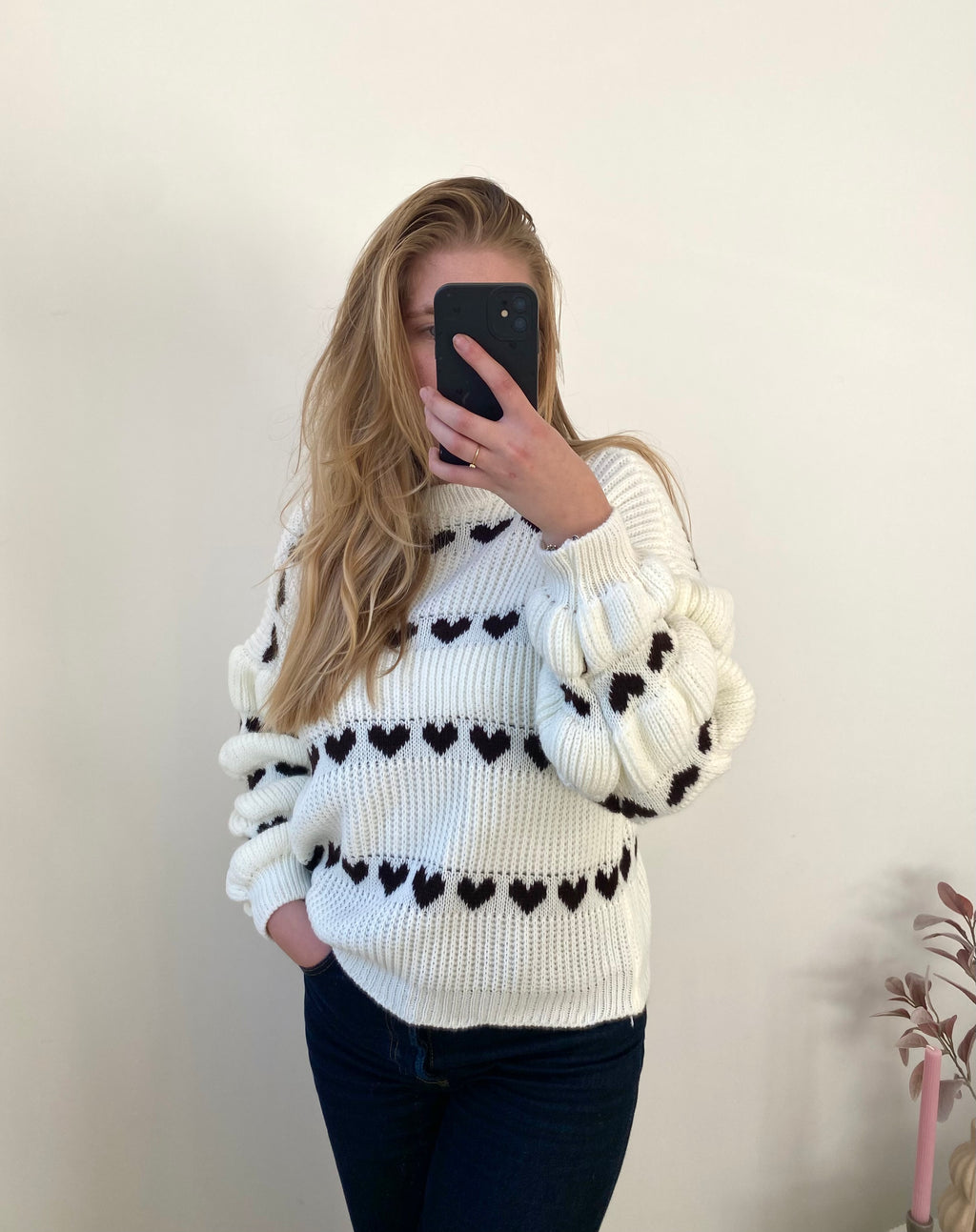 Sweater met pofmouwen en witte zwarte kleur hartjes