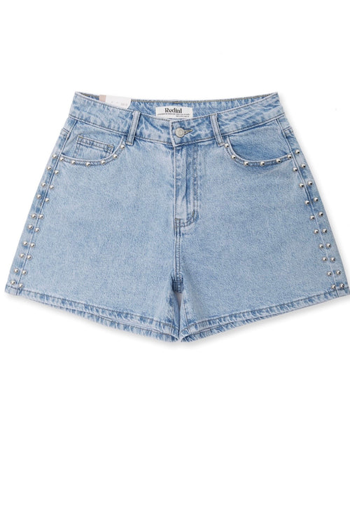 Short korte broek met studs aan de zijkanten en op de broekzakken in een blauwe kleur