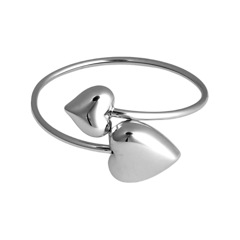 Statement bangle met harten in zilver