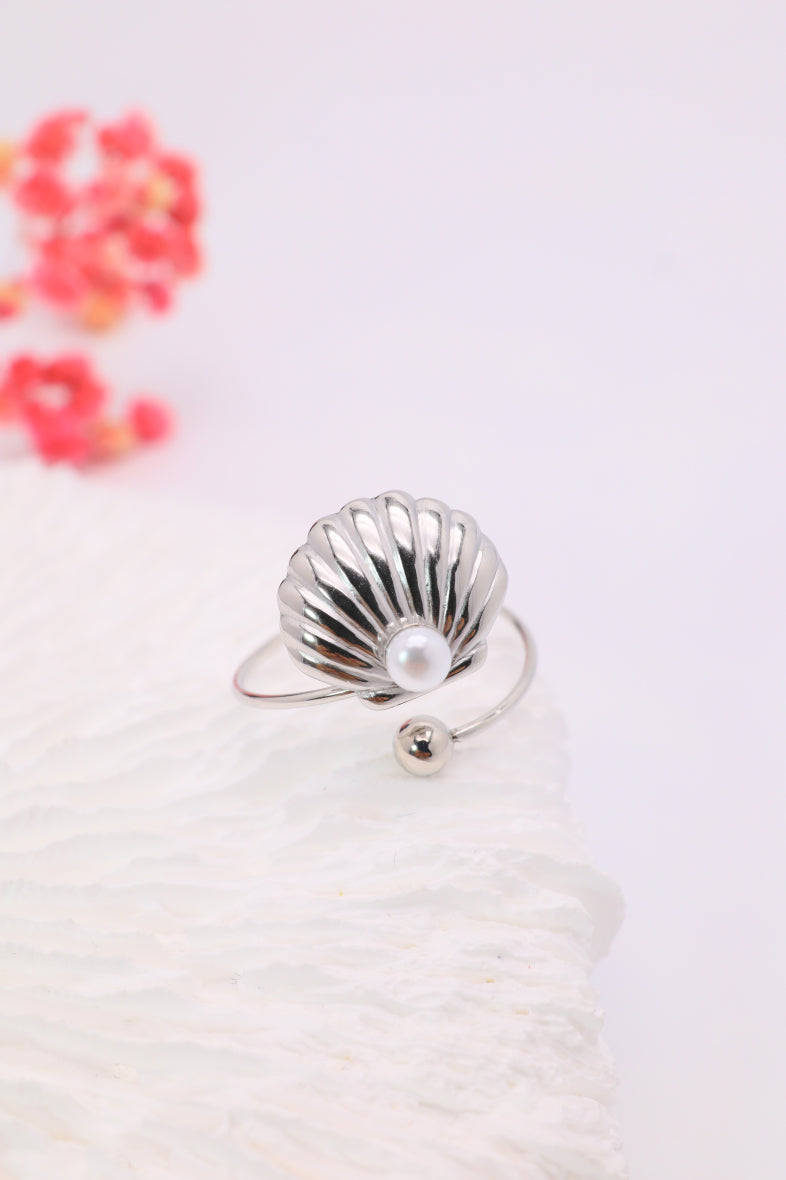 SHELL PEARL RING