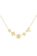 Statement ketting met verschillende figuurtjes van bloem, zon, ster en strik in het goud