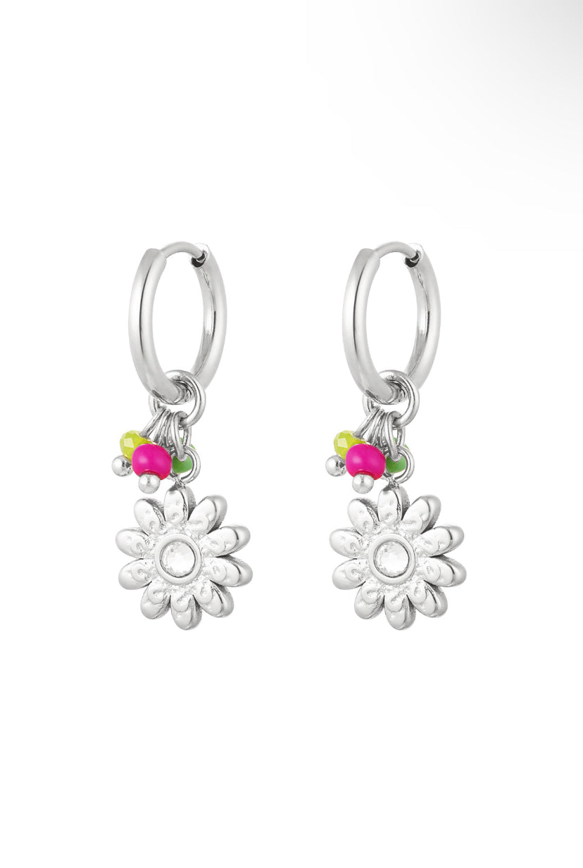Stainless steel oorbellen hangers bloemen zilverkleurig