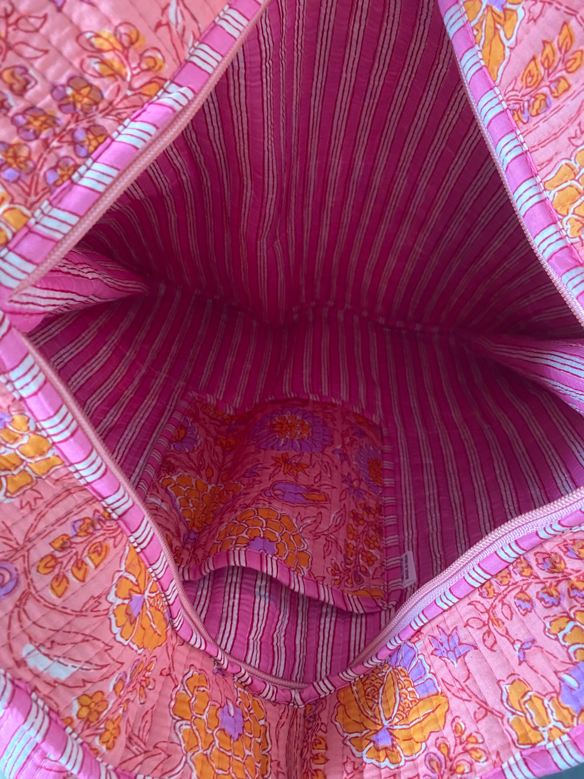 Shopper met bloemenprint in het roze en ritssluiting