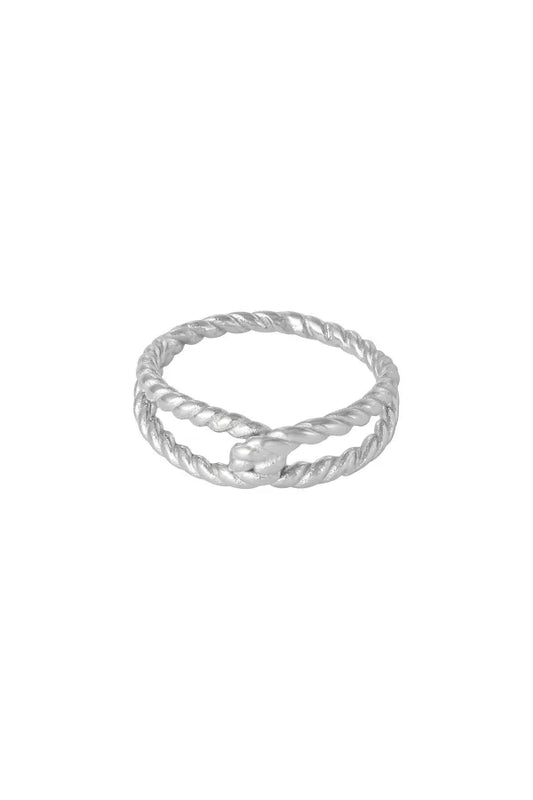 Zilverkleurige ring met knoop detail van stainless steel