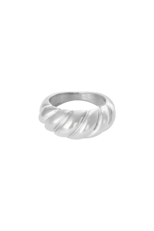 ROCKY RING