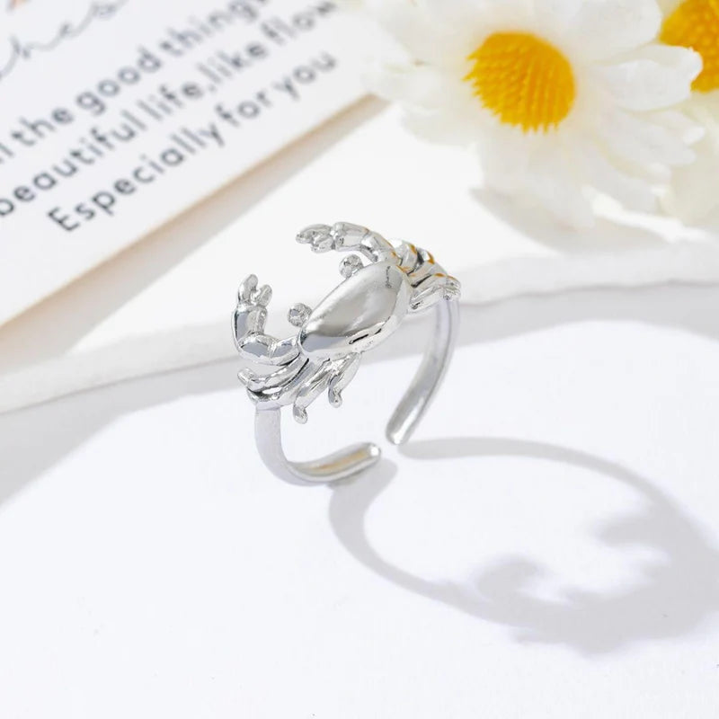 Ring met krab in het zilver