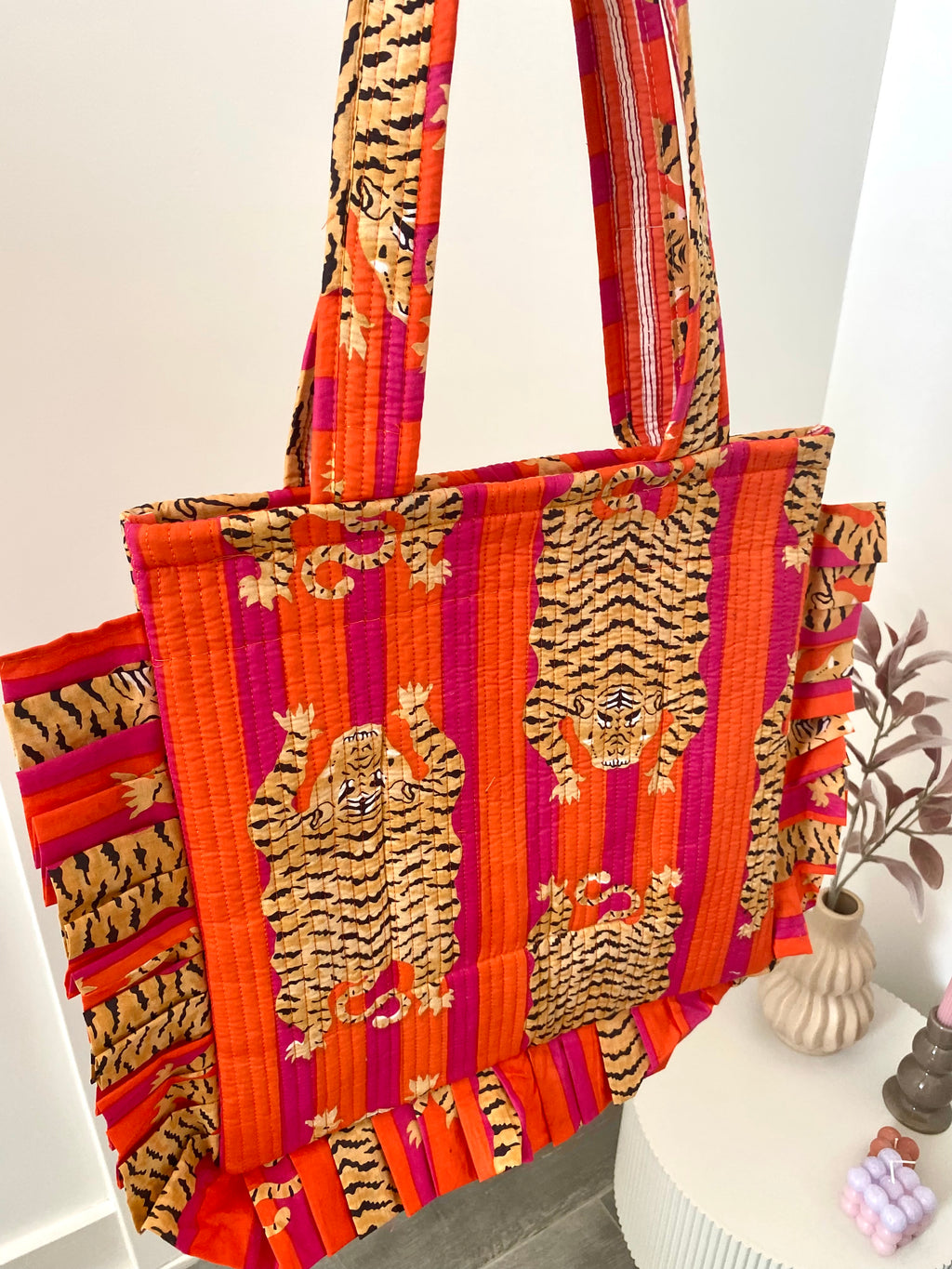 Ibiza tas met leopard print en oranje roze strepen
