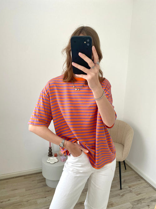 Shirt met korte mouw en strepen in oranje met paarse kleur