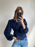 Blazer met lange mouw en strik overslag effect in navy blauwe kleur
