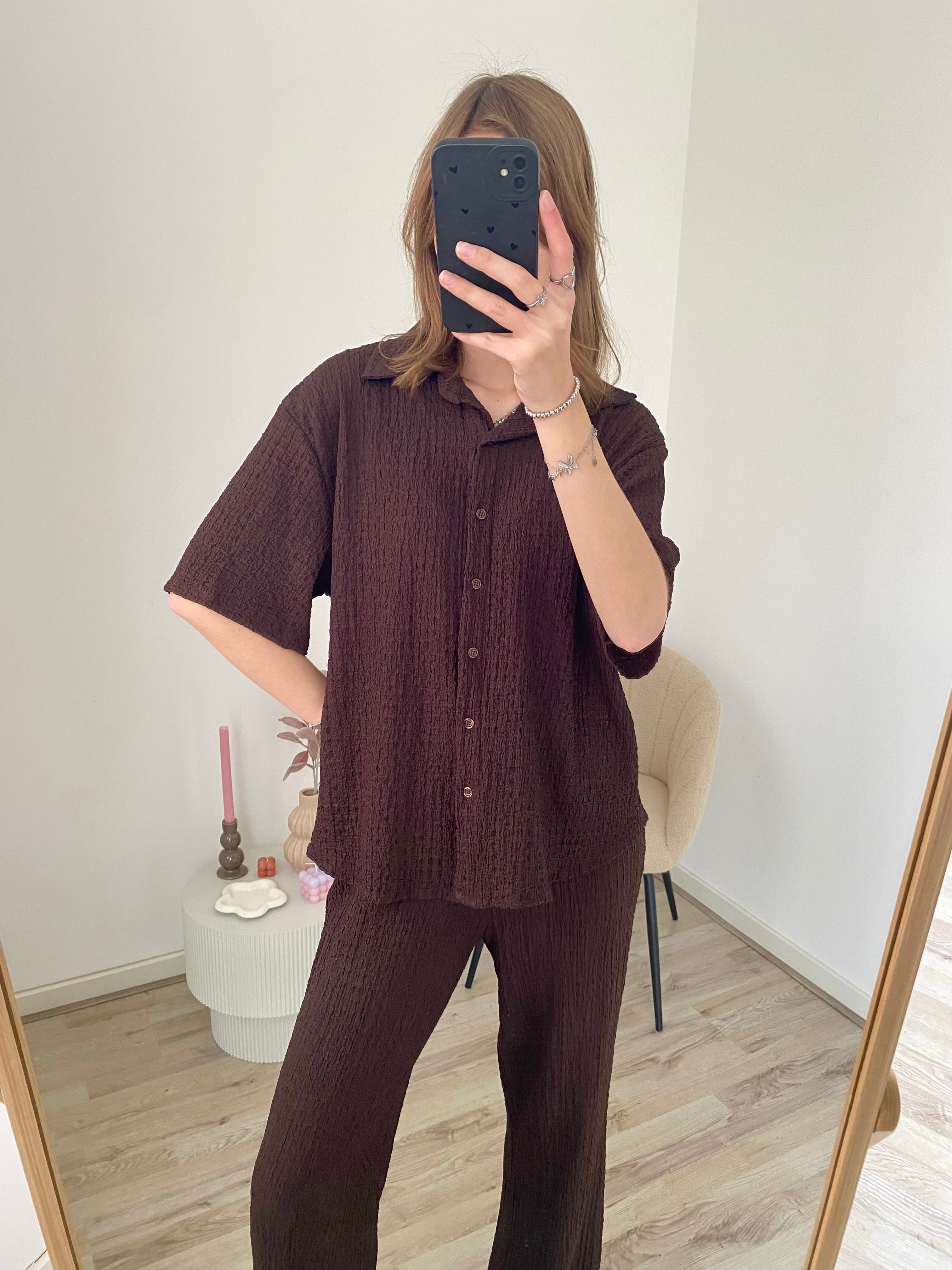 Matchende co-ord set van broek en blouse in bruine kleur