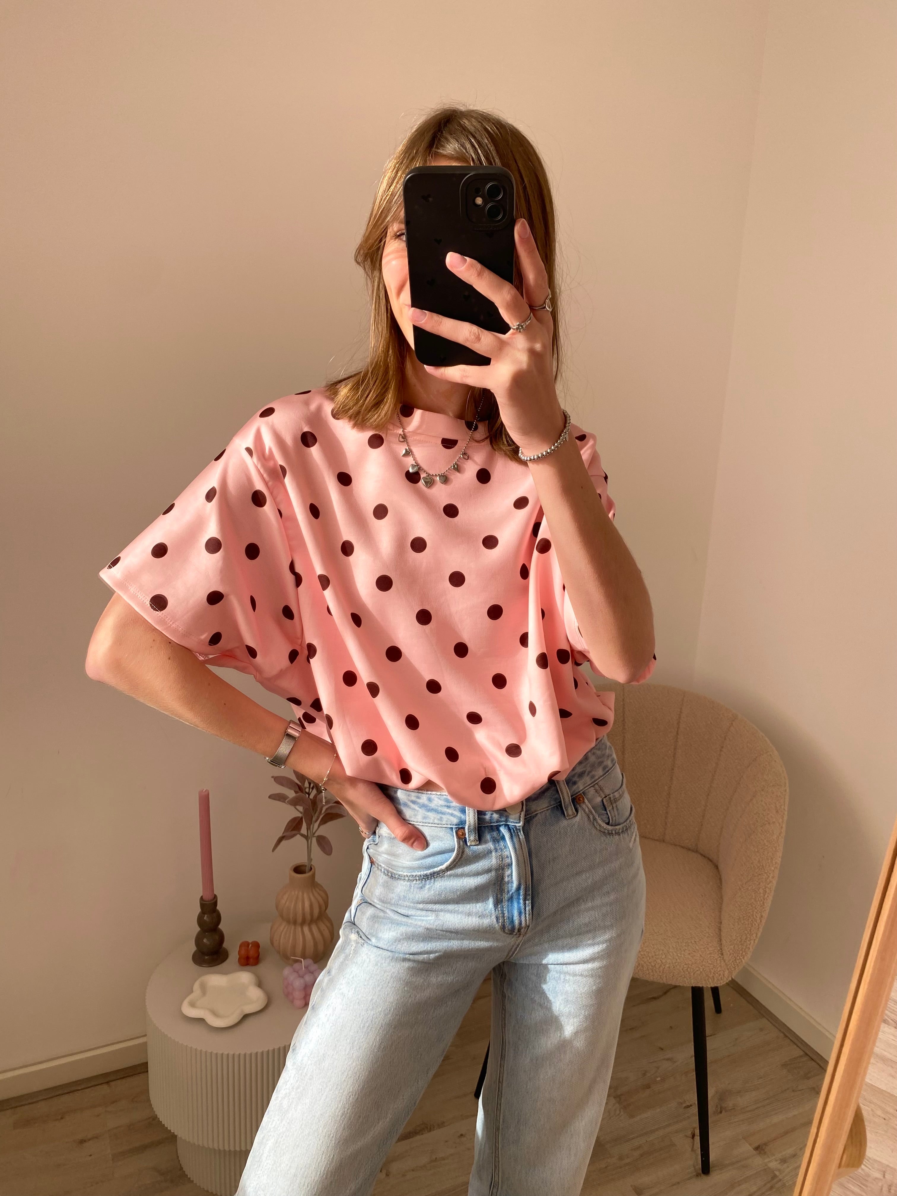 Polka dot stippen top met korte mouw in het roze met bruin