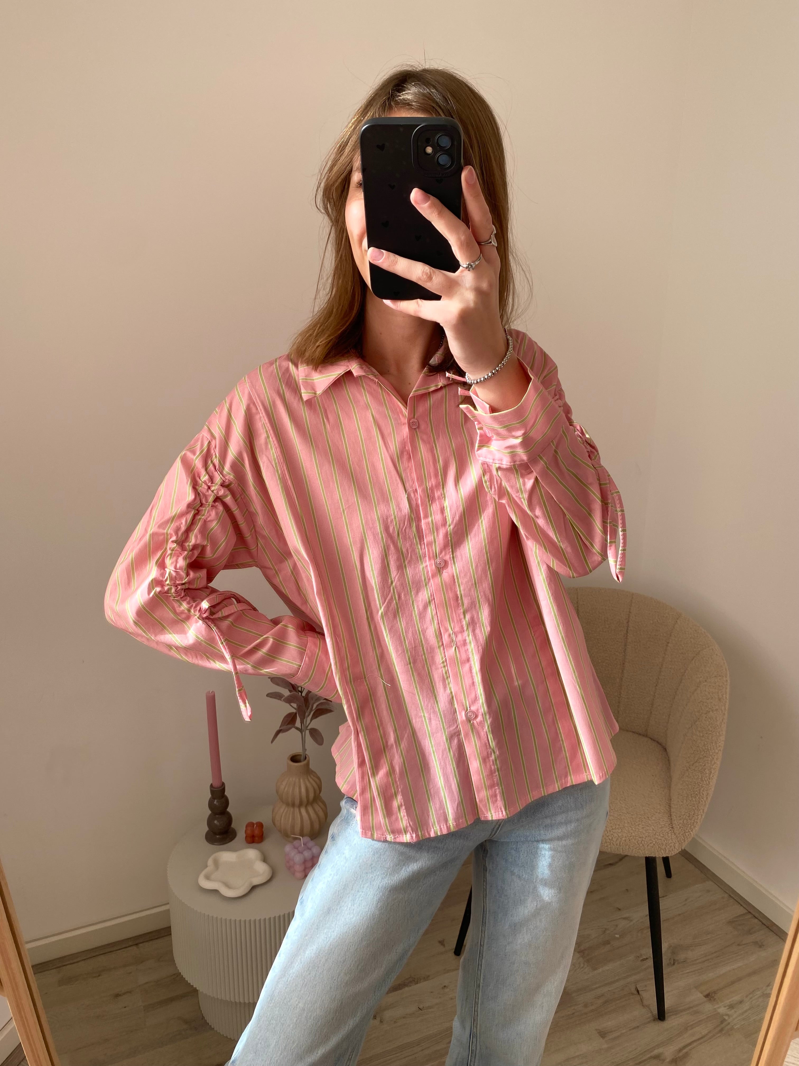 Blouse met strepen en elastiek bij de mouw in het roze en groen 