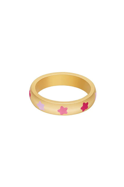 Goudkleurige ring met sterren in het roze