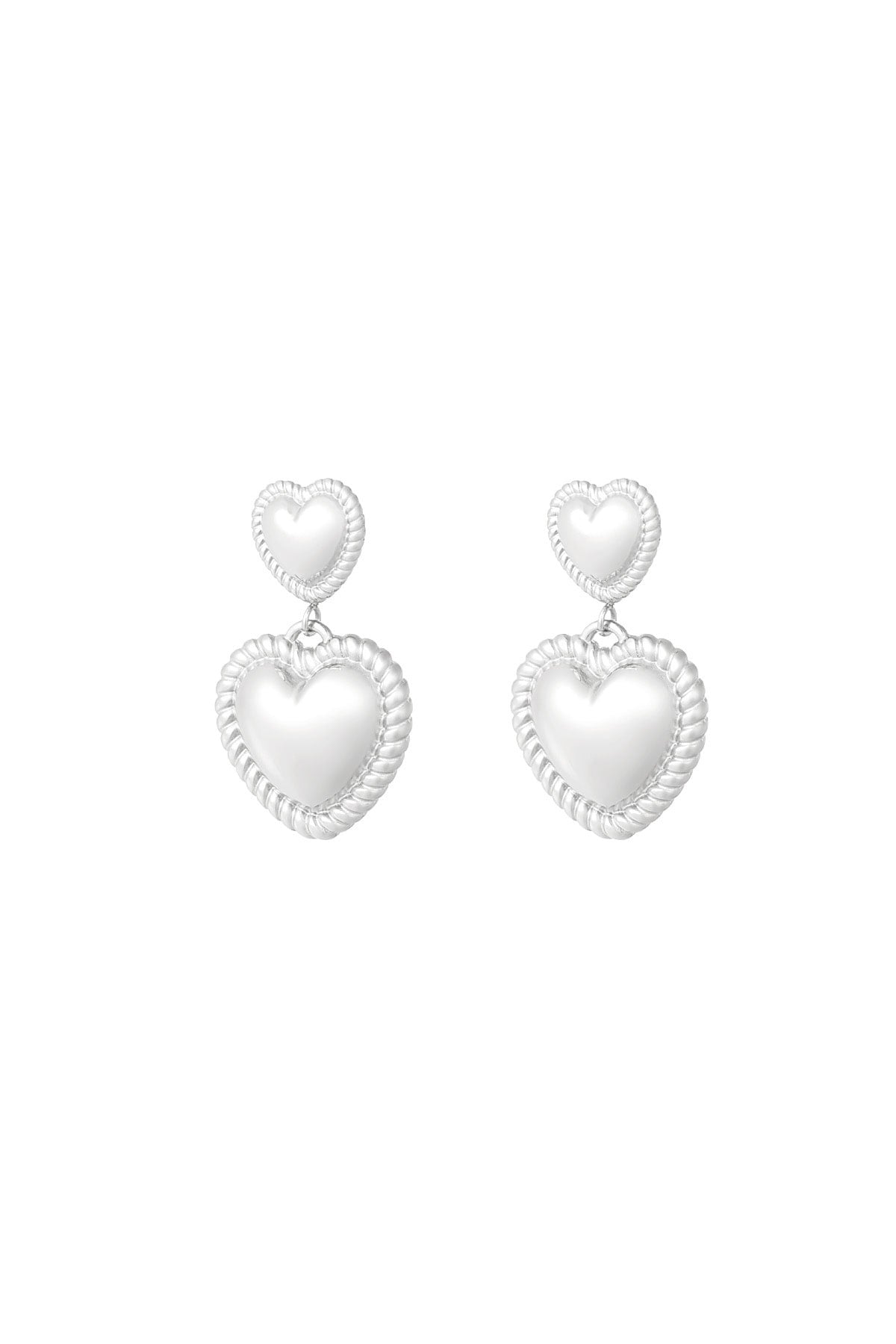 Zilverkleurige oorbellen van hartjes stainless steel