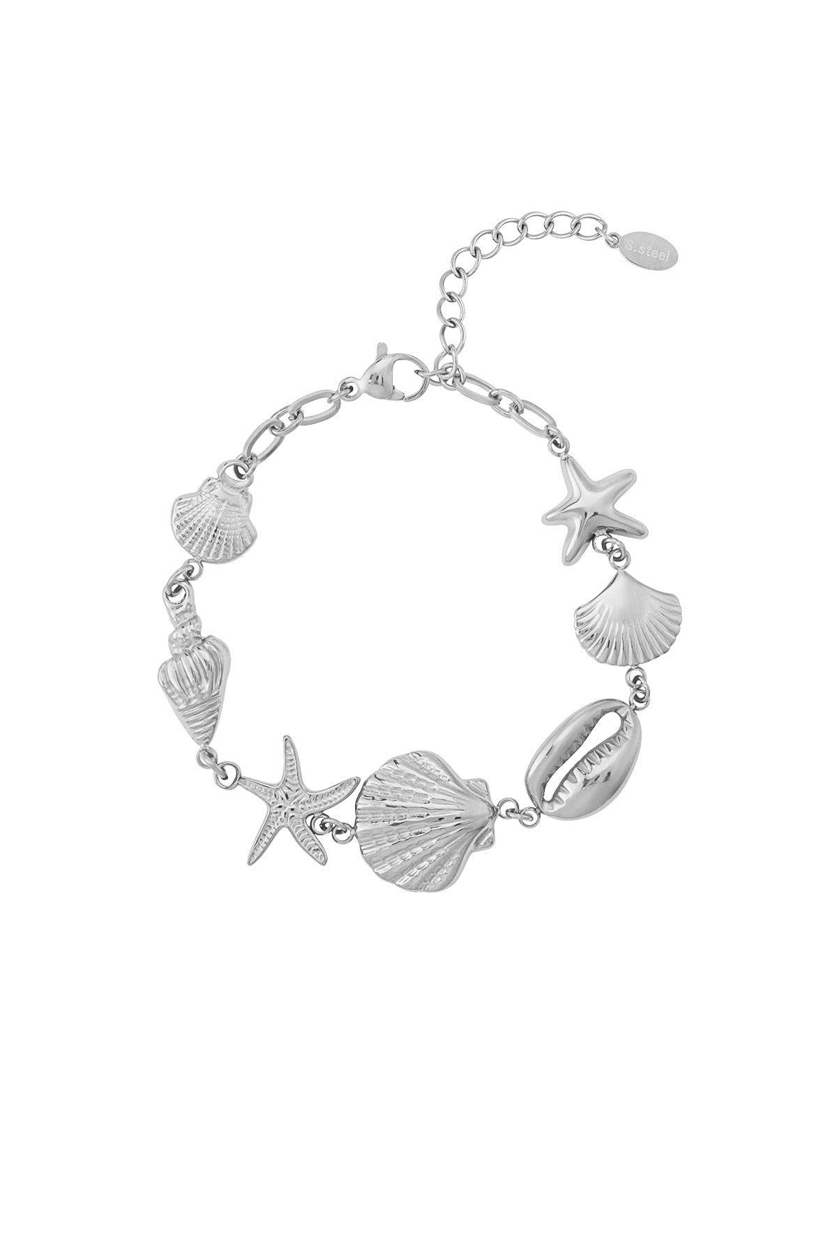 Armband met schelpen en zeester en fijne schakels in het zilver