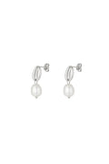 Studs oorhangers schelpen parels zilverkleurig