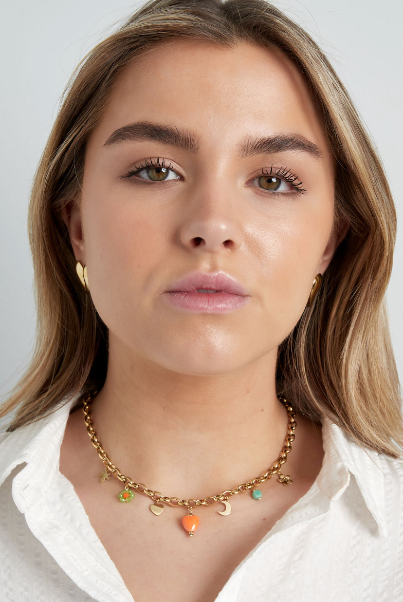 Bedelketting gekleurde details goudkleurig stainless steel