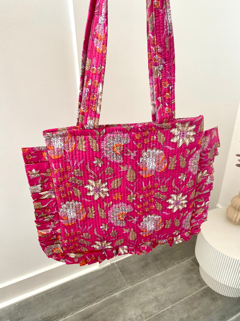 Ibiza tas met lang hengsel in roze bloemen print