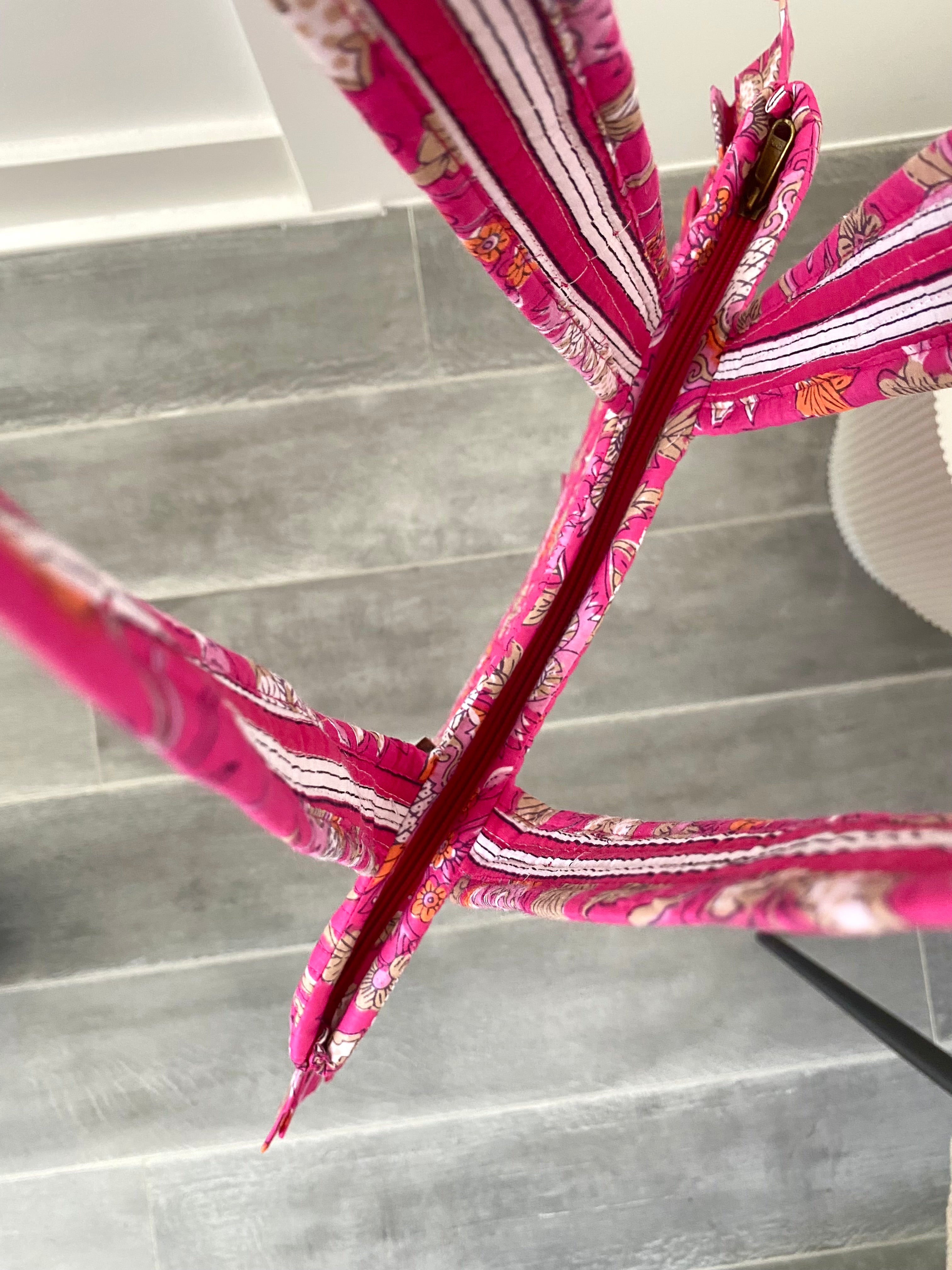 Ibiza tas met lang hengsel in roze bloemen print
