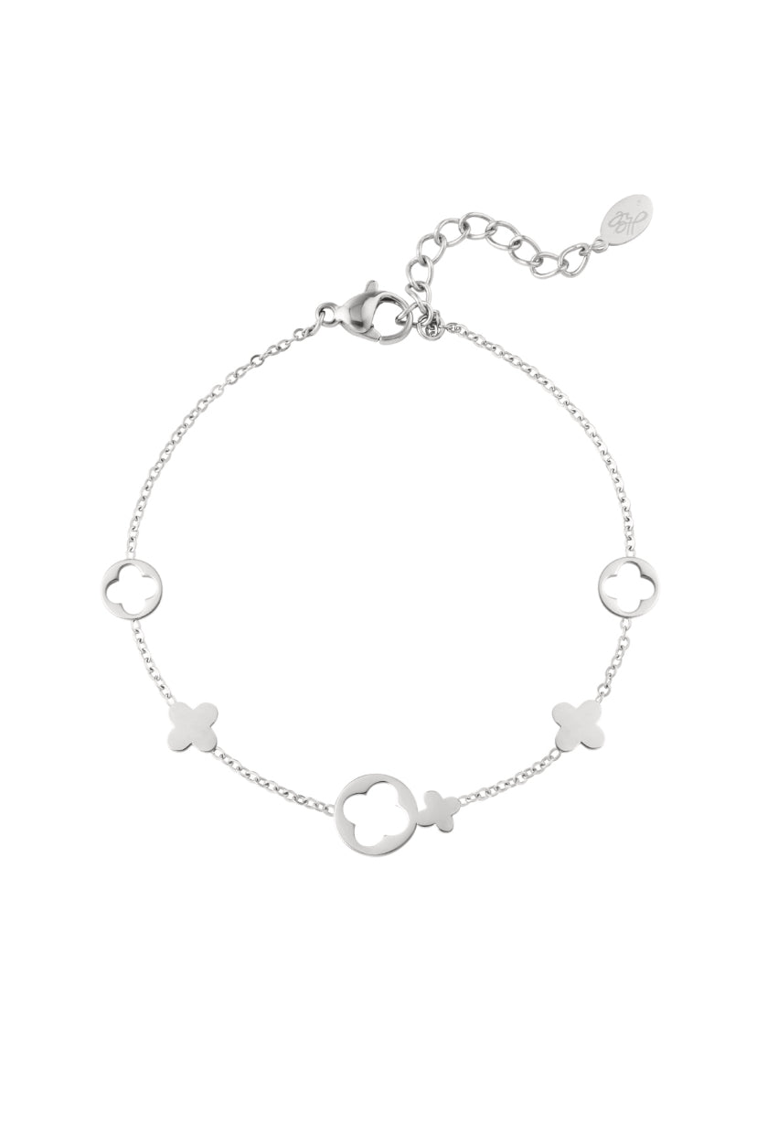 Klaver armband zilverkleurig minimalistisch