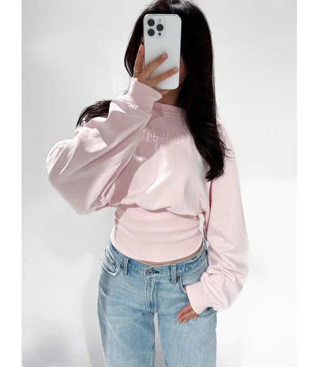 Redefined cropped sweater met strakke taille in roze kleur