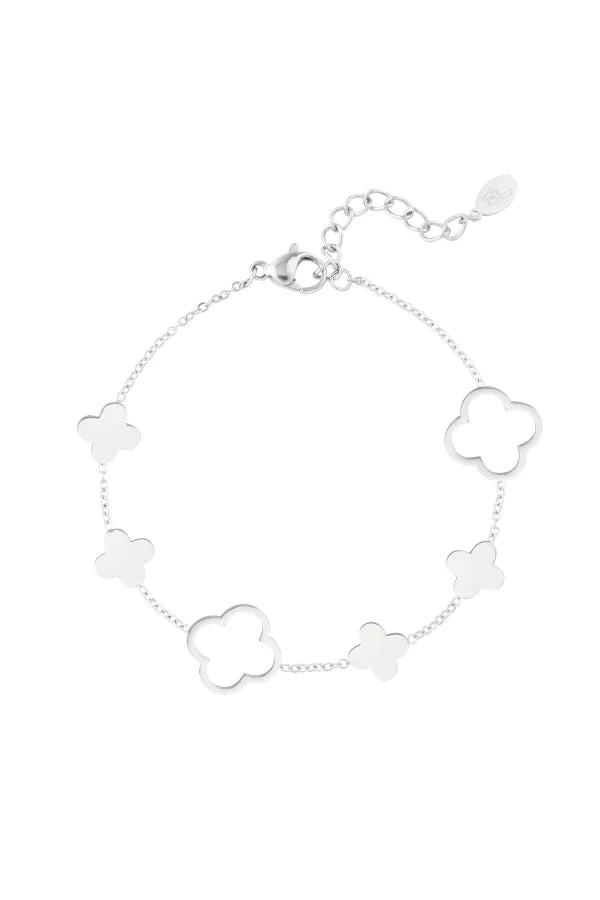 Zilveren armband met klavers