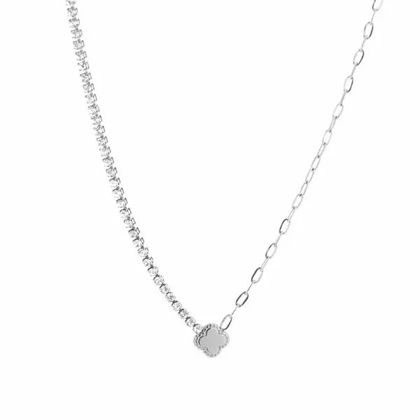 Zilveren ketting met glitter en schakel en klaver bedel