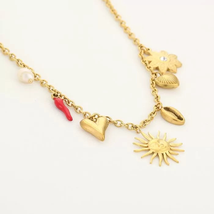 Goudkleurige ketting met bedels