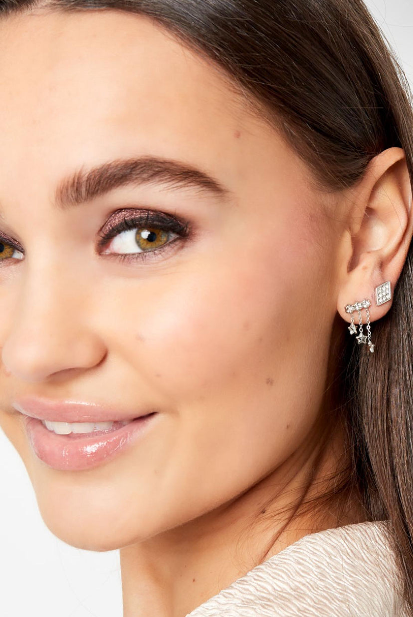 Studs sterretjes oorbellen zilverkleurig waterproof