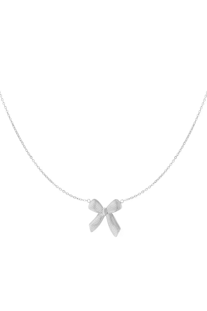 Ketting hanger trendy strik zilverkleurig