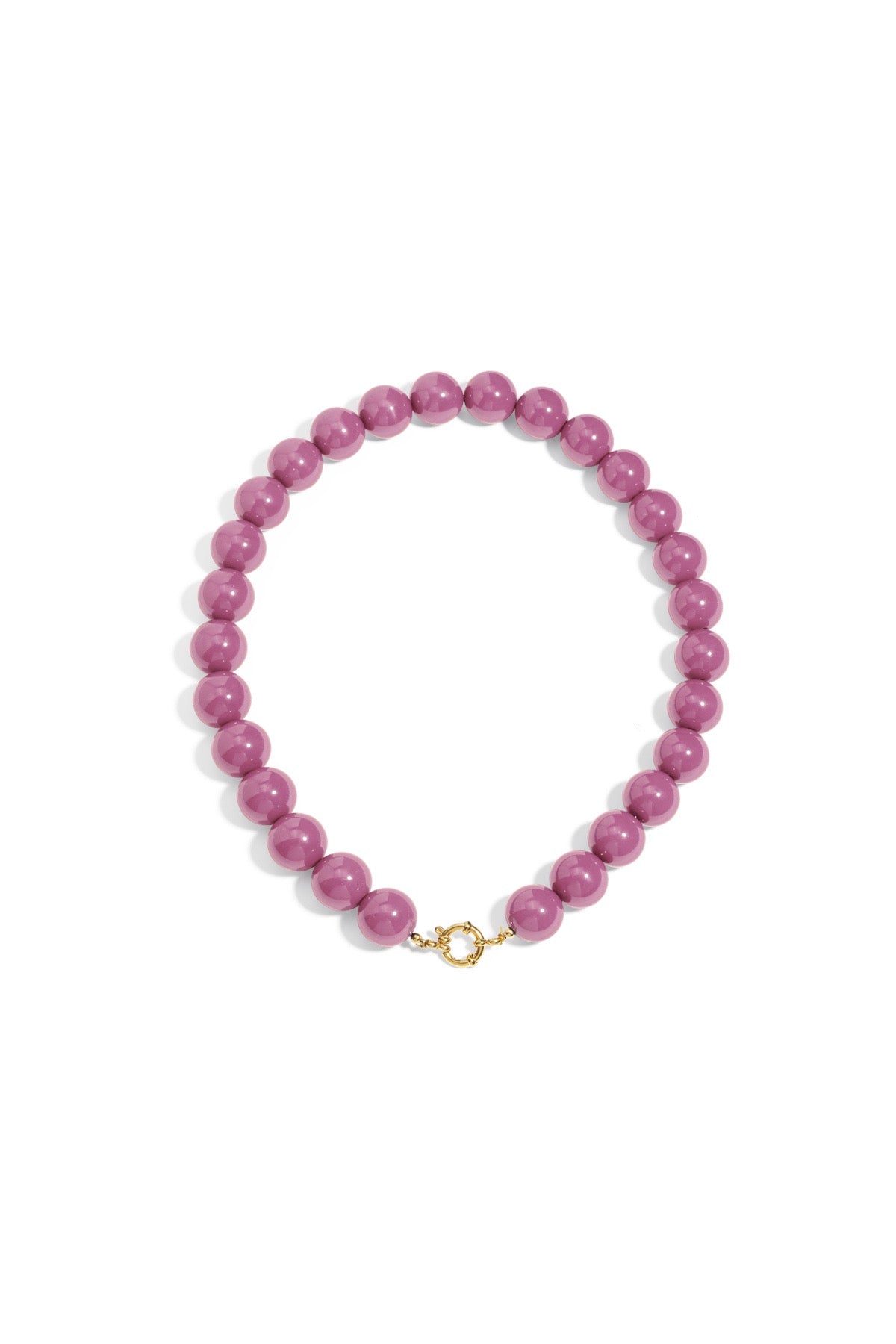Kralenketting met violet paarse grote kralen en rond gouden slot 