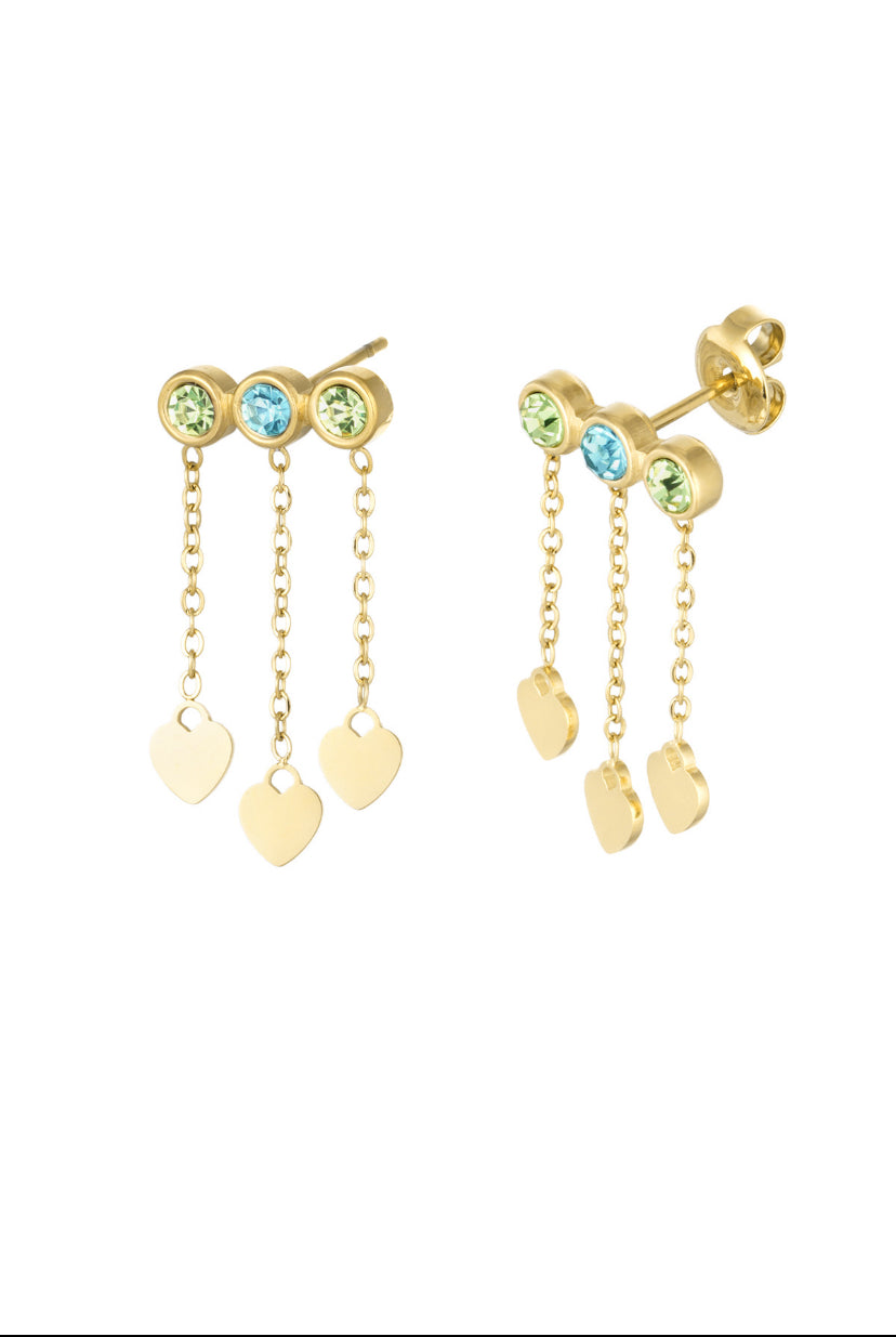 Oorhangers met hartjes hangers in goud met gekleurde details
