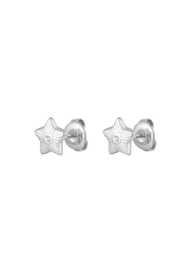 Oorstuds zilver van ster met steentje waterproof