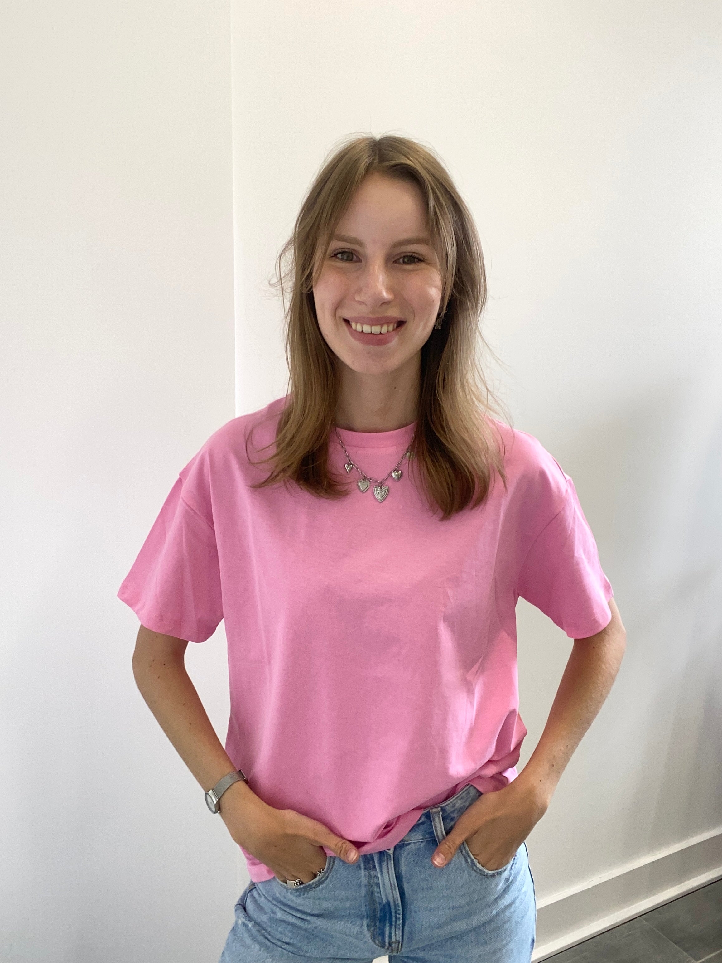 T-shirt roze met korte mouwen en girl dinner print