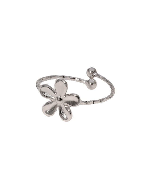 Minimalistische ring in het zilver met klein bloemetje